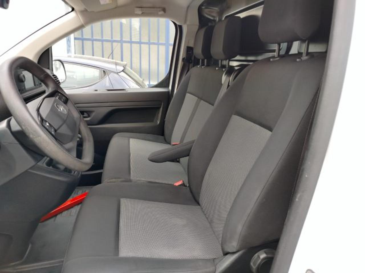 Opel Opel Vivaro usata, con servo sterzo