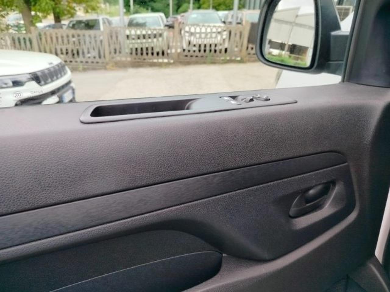 Opel Opel Vivaro usata 9