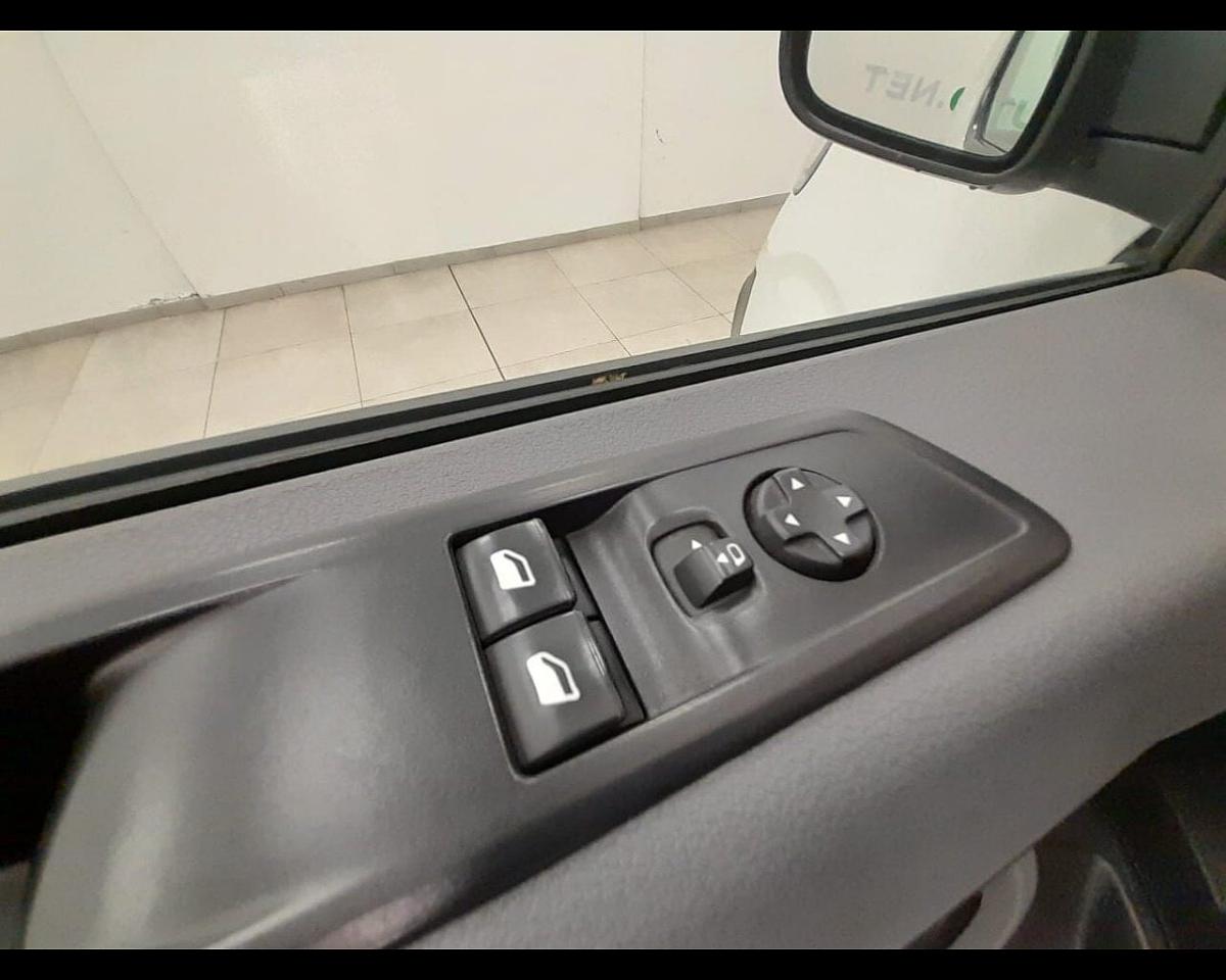 Opel Opel Vivaro usata 12