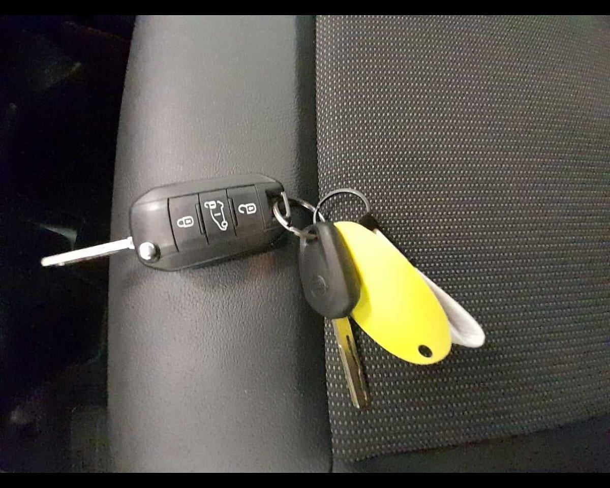 Opel Opel Vivaro usata 18