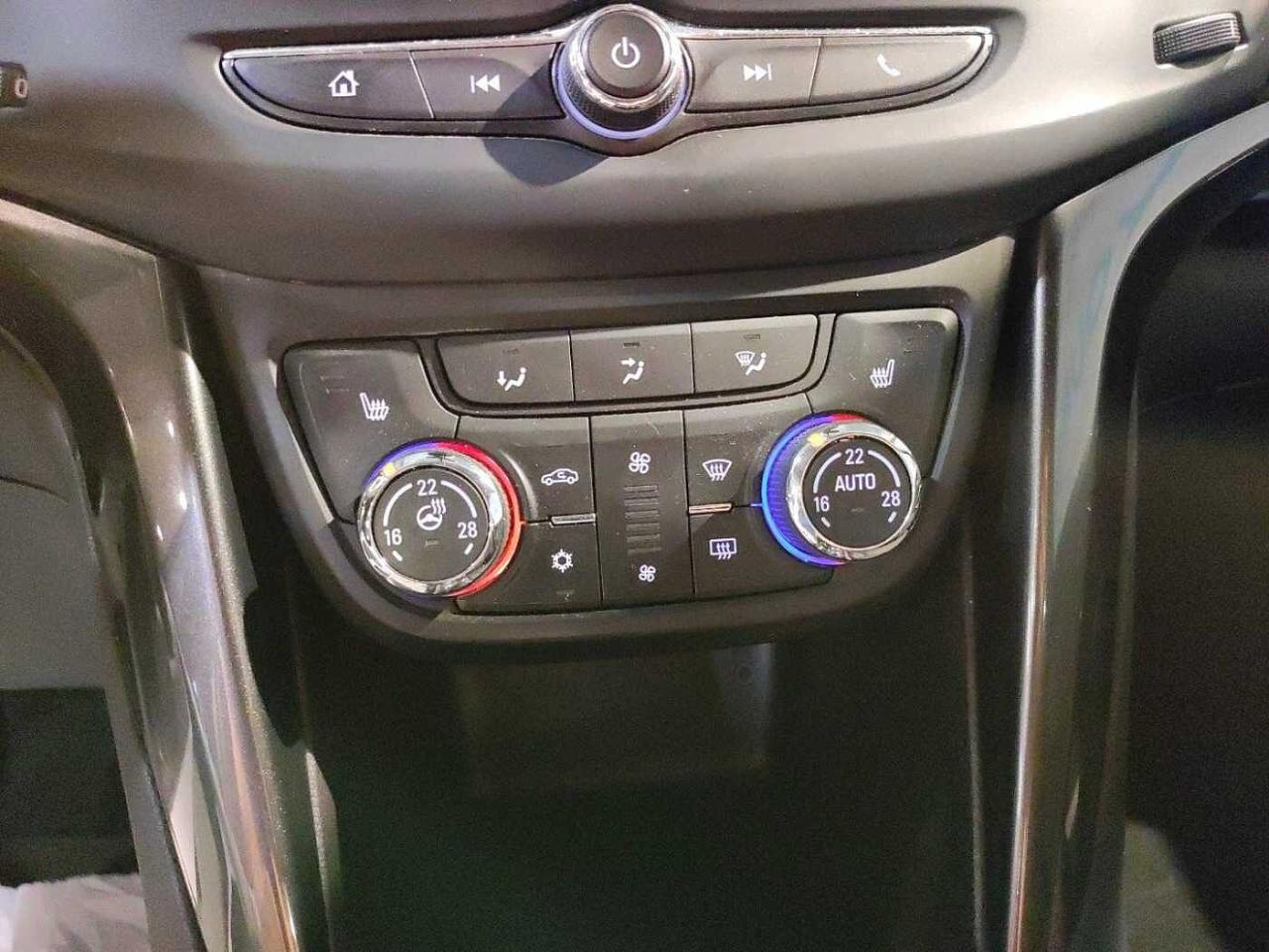 Opel Opel Zafira usata, con interno grigio scuro