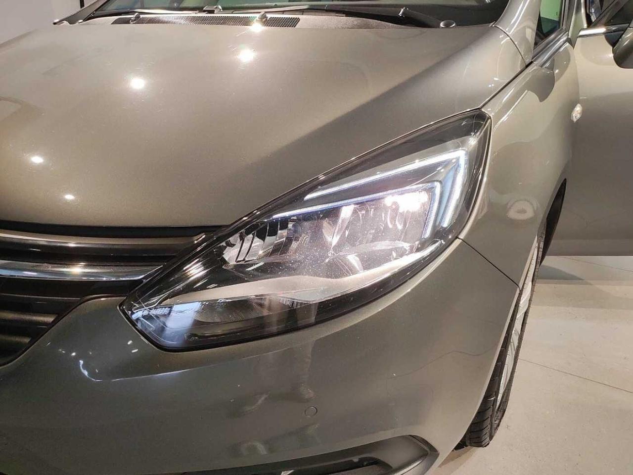 Opel Opel Zafira usata 22