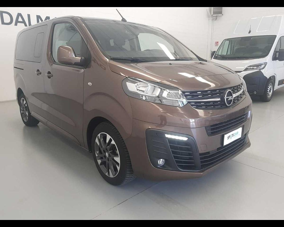 Opel Opel Zafira Life usata, con interno grey