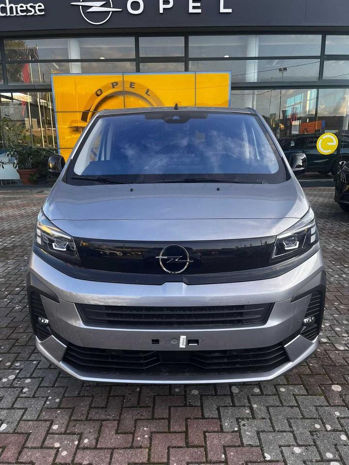 Opel Opel Zafira Life usata, con interno grigio