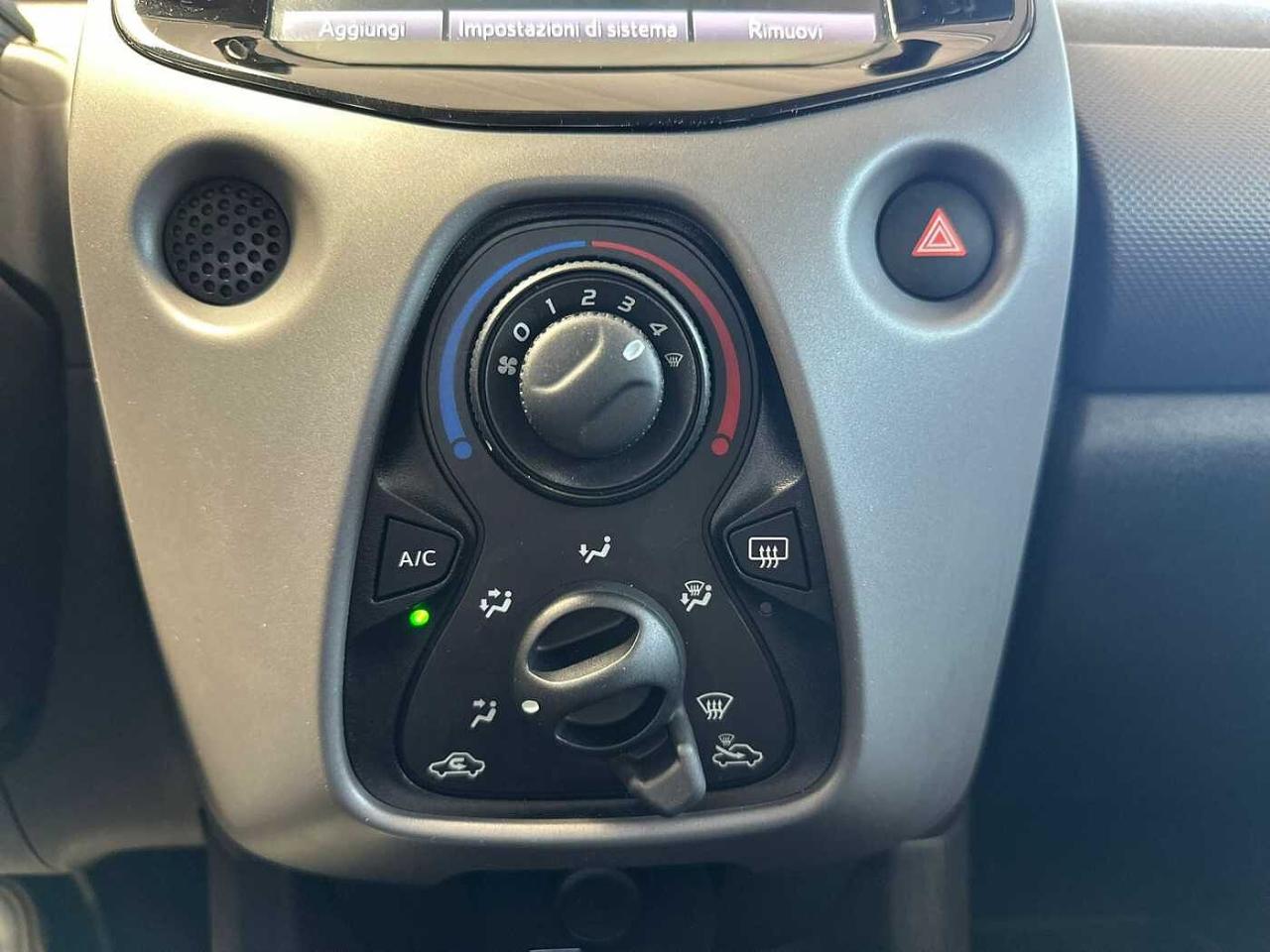 Peugeot Peugeot 108 usata, con airbag conducente/passeggero (con comando di disattivazione)/laterali anteriori/a tendina