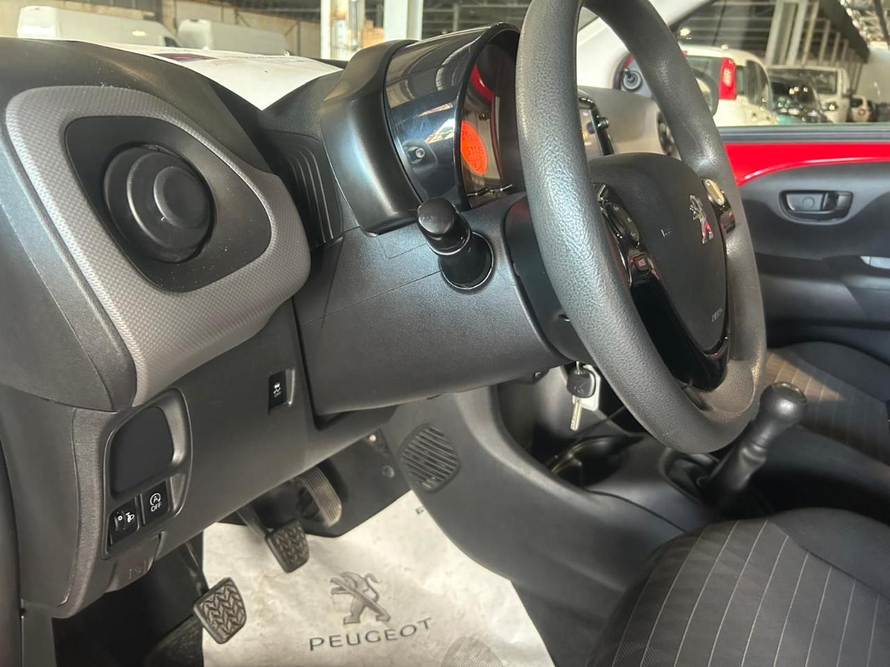 Peugeot Peugeot 108 usata 12