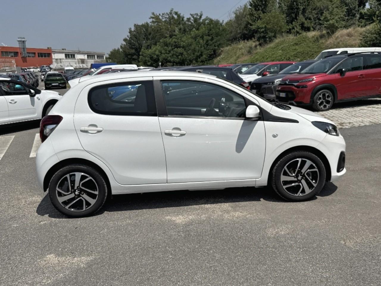 Peugeot Peugeot 108 usata, con computer con velocità media, consumo medio, consumo istantaneo e autonomia