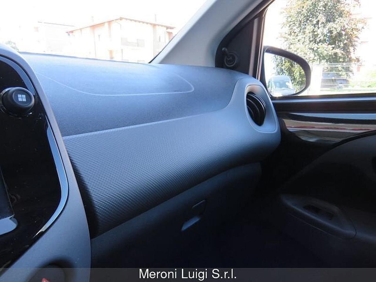 Peugeot Peugeot 108 usata, con interno grigio
