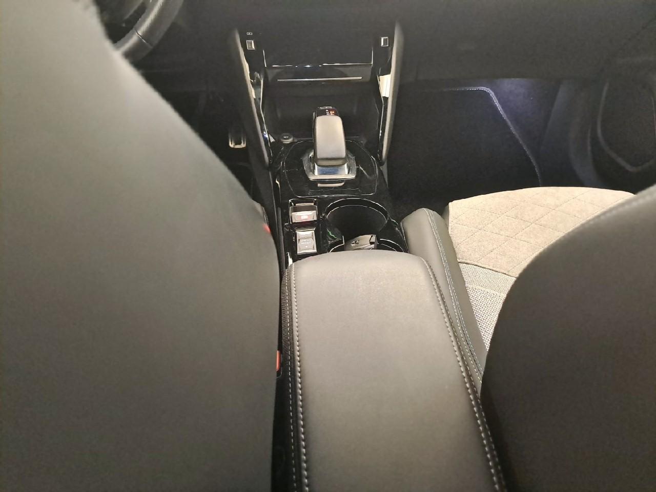 Peugeot Peugeot 2008 usata, con Vetri Oscurati