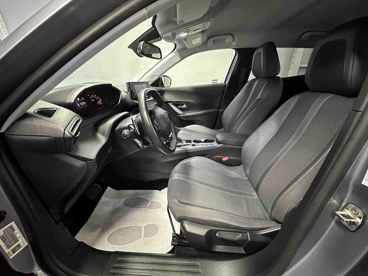 Peugeot 2008 - Foto 2