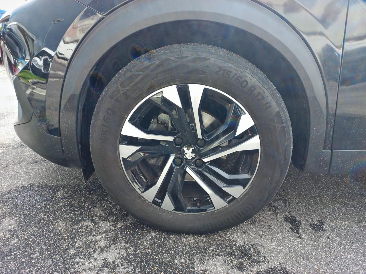 Peugeot Peugeot 2008 usata, con 4 freni a disco con 2 dischi ventilati