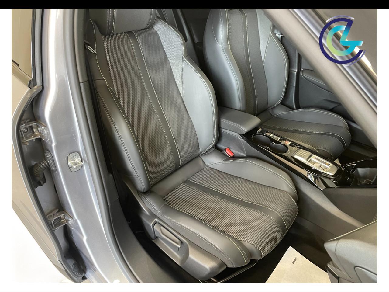 Peugeot Peugeot 2008 usata, con cerchi in lega