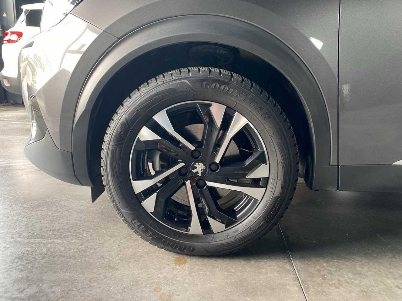 Peugeot Peugeot 2008 usata, con 5 porte