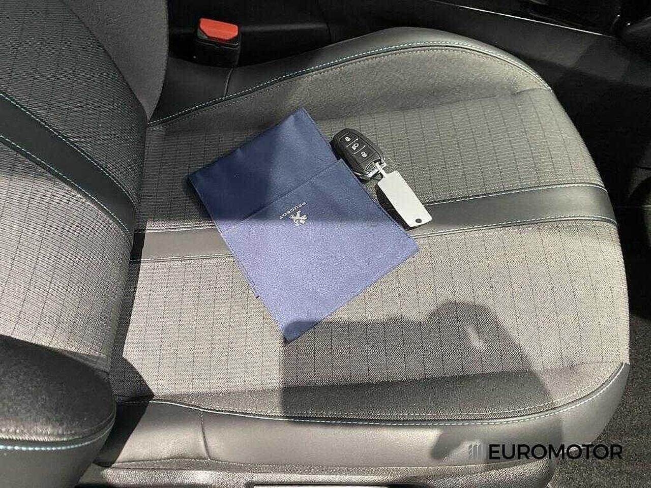 Peugeot Peugeot 2008 usata, con isofix