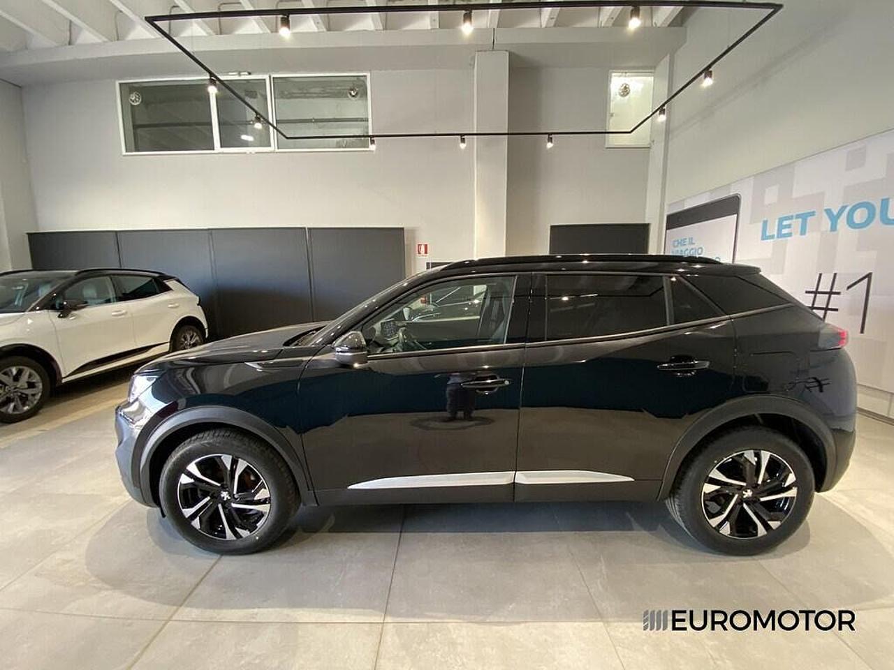 Peugeot Peugeot 2008 usata, con volante in pelle