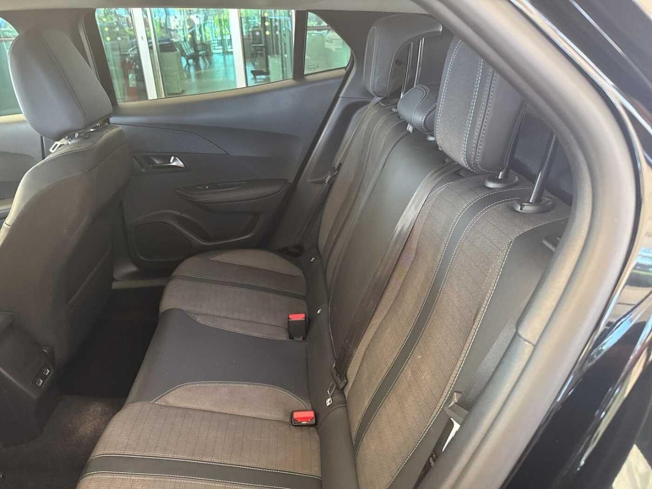 Peugeot Peugeot 2008 usata, con 6 marce