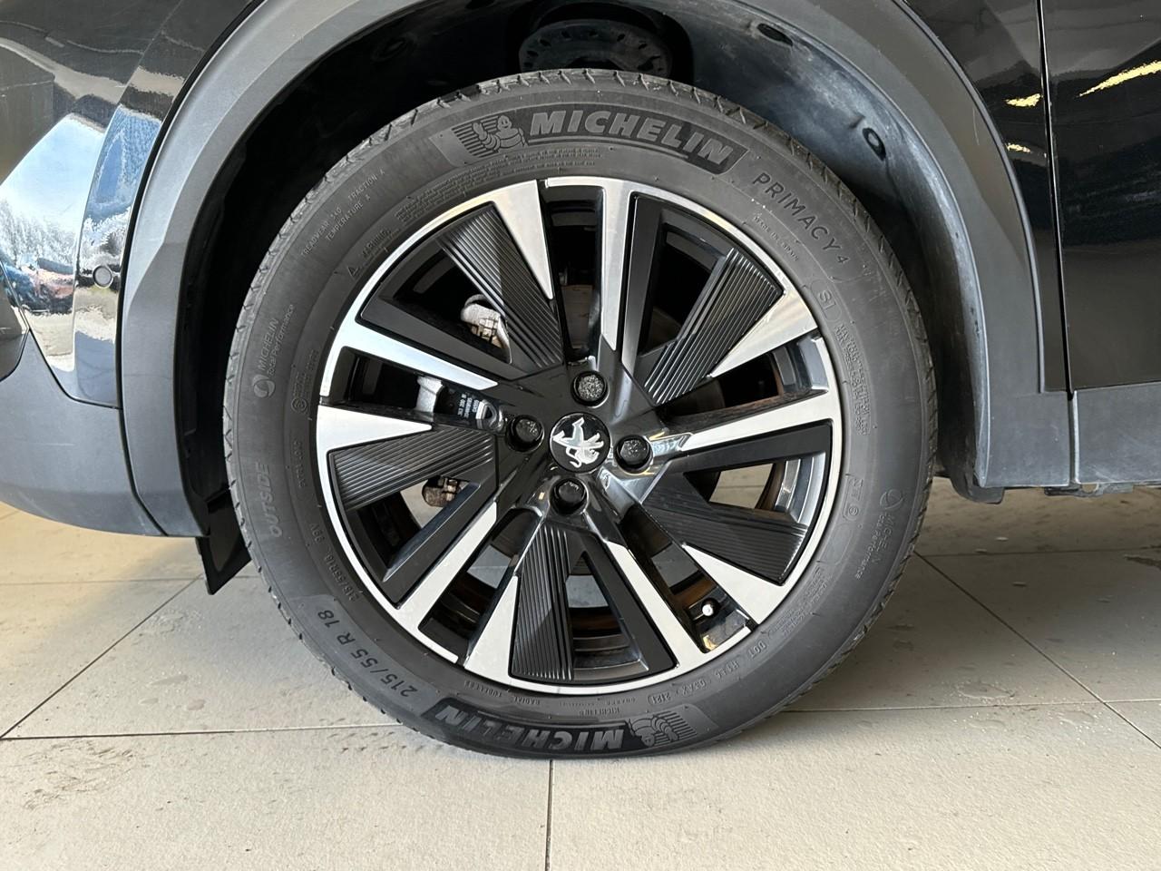 Peugeot Peugeot 2008 usata, con 4 freni a disco con 2 dischi ventilati