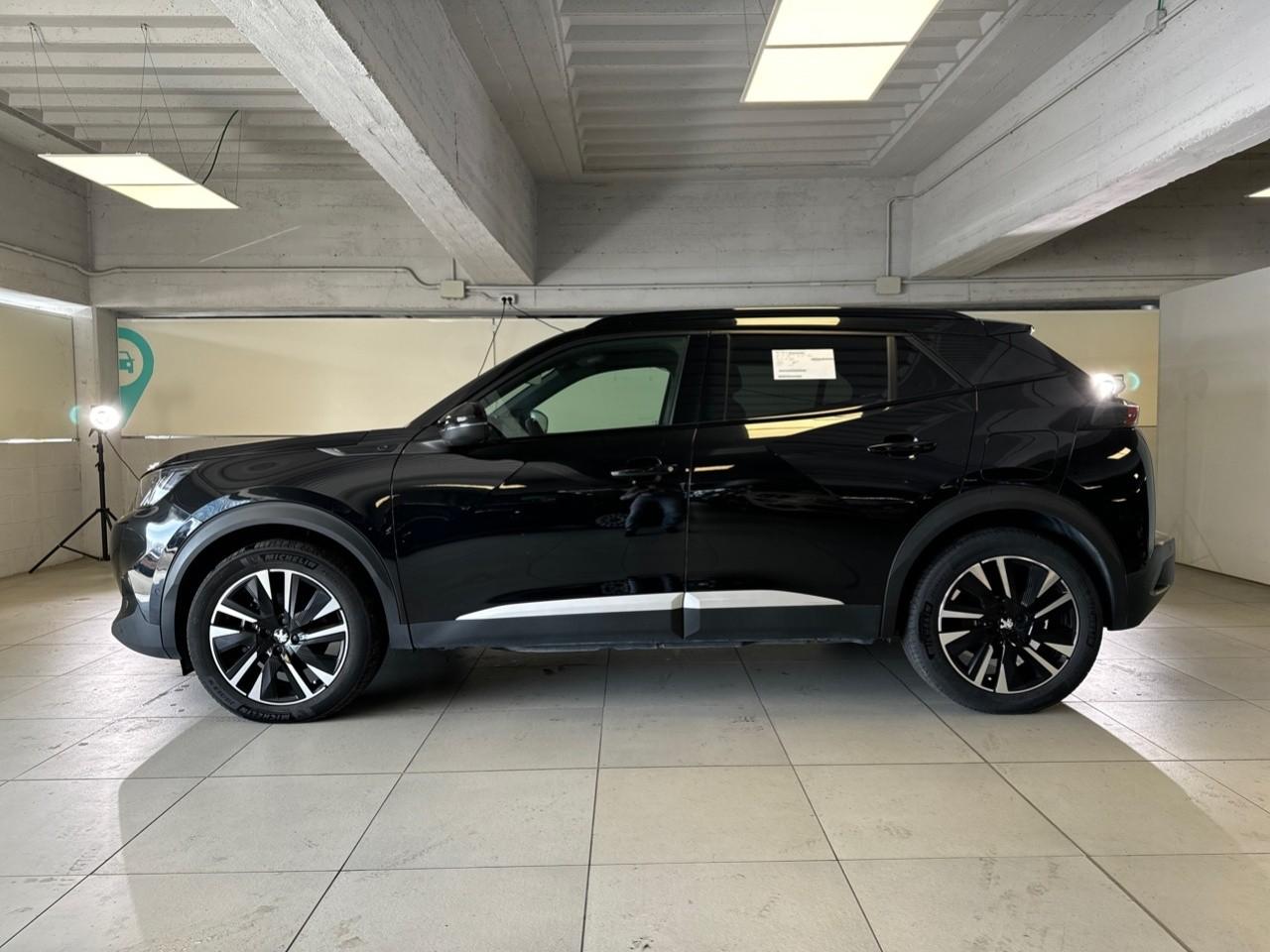 Peugeot Peugeot 2008 usata, con bracciolo anteriore