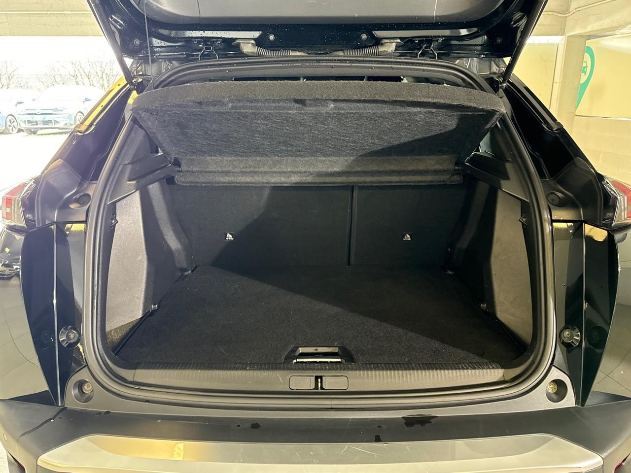 Peugeot Peugeot 2008 usata, con chiusura centralizzata scheda , incl. cristalli elettrici