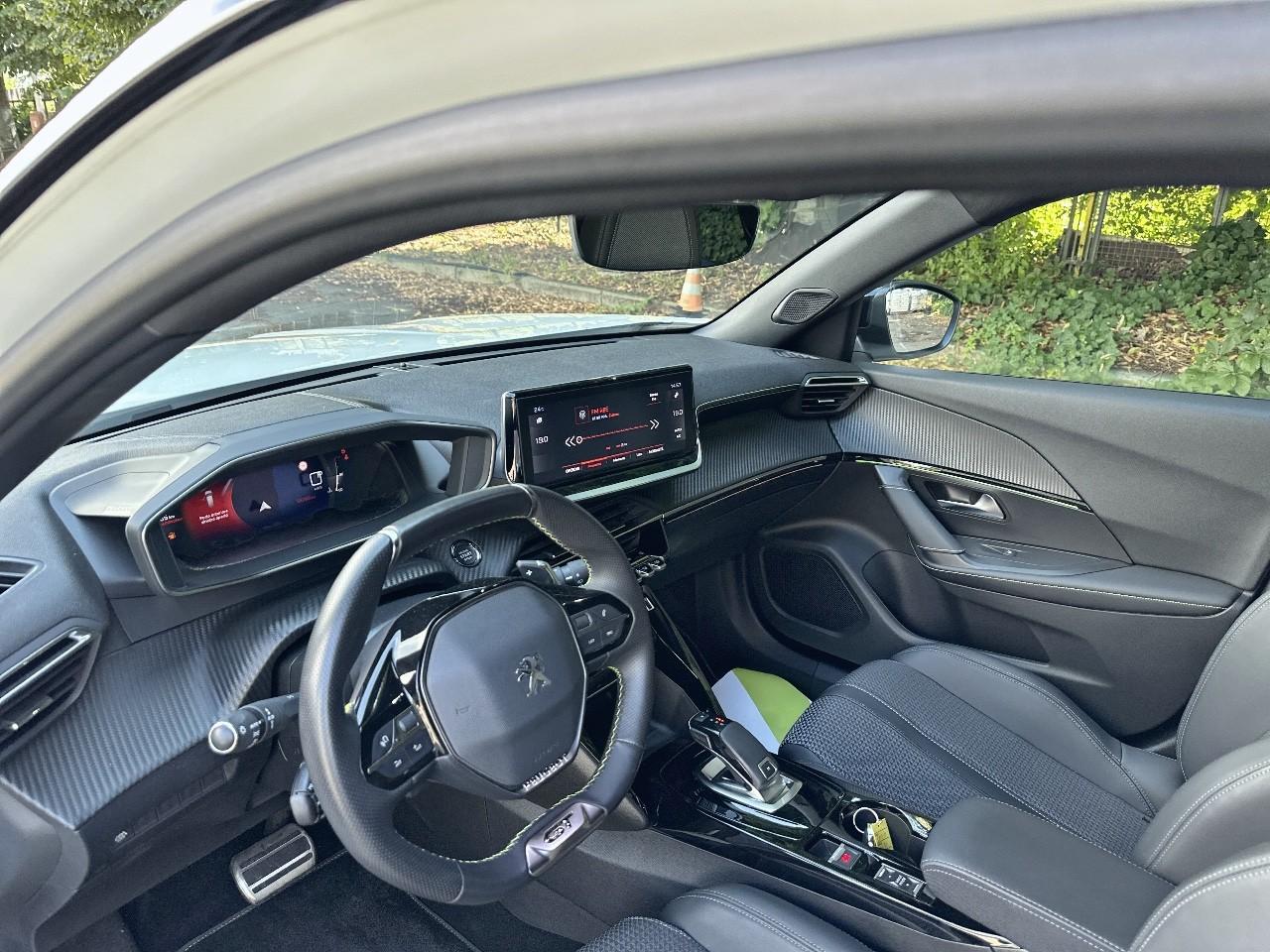 Peugeot Peugeot 2008 usata, con climatizzatore a controllo automatico