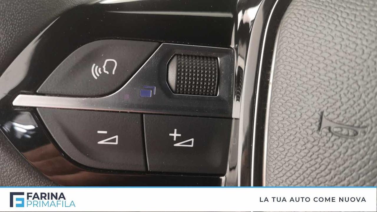 Peugeot Peugeot 2008 usata, con bracciolo porta oggetti