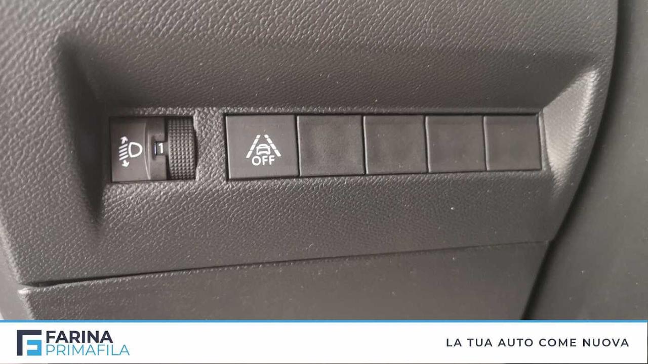 Peugeot Peugeot 2008 usata, con hill holder