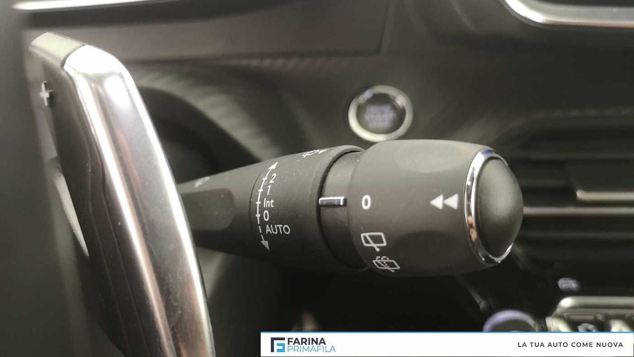 Peugeot Peugeot 2008 usata, con high beam assist