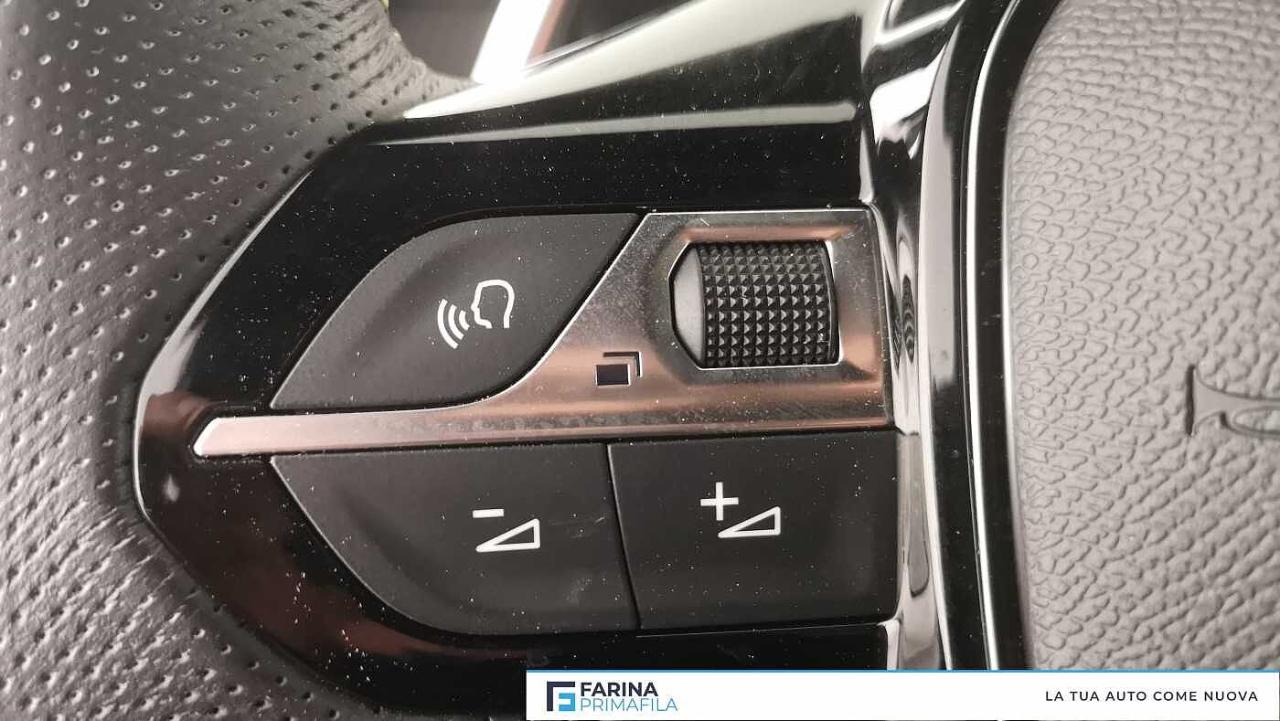 Peugeot Peugeot 2008 usata, con hill holder