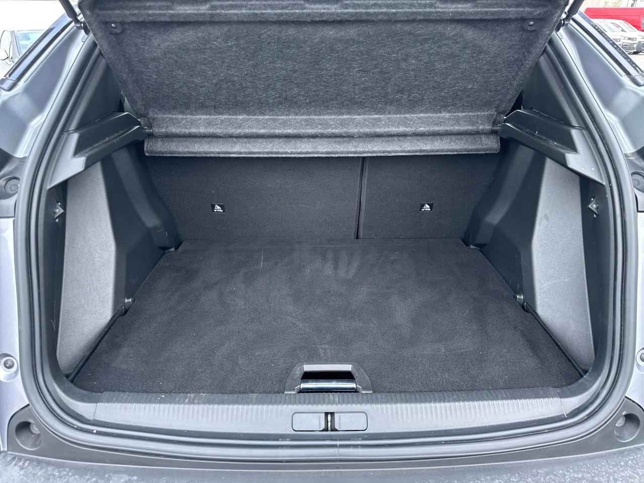Peugeot Peugeot 2008 usata, con comandi apps