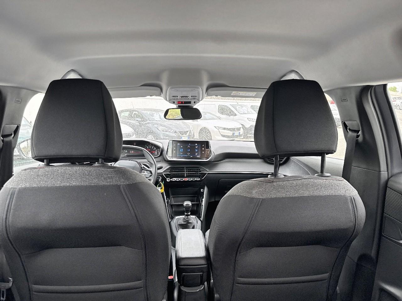 Peugeot Peugeot 2008 usata, con comandi media touch screen