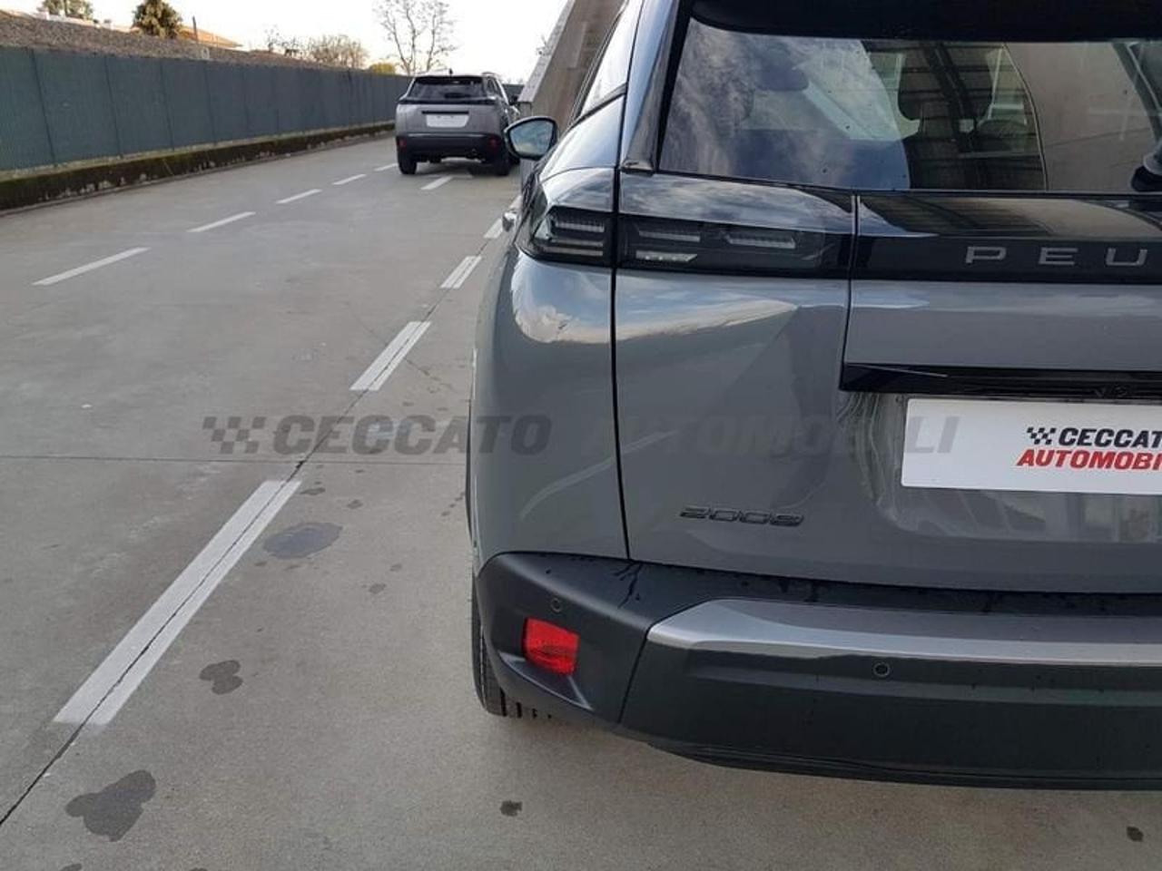 Peugeot Peugeot 2008 usata, con cerchi in lega