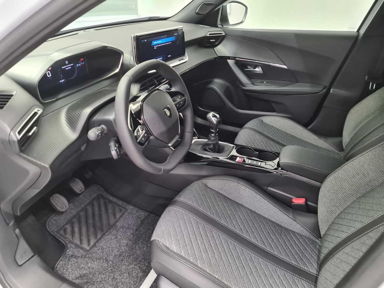 Peugeot Peugeot 2008 usata, con 5 porte