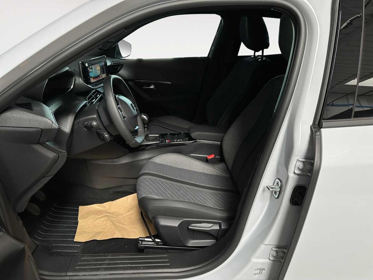 Peugeot Peugeot 2008 usata, con 5 sedili