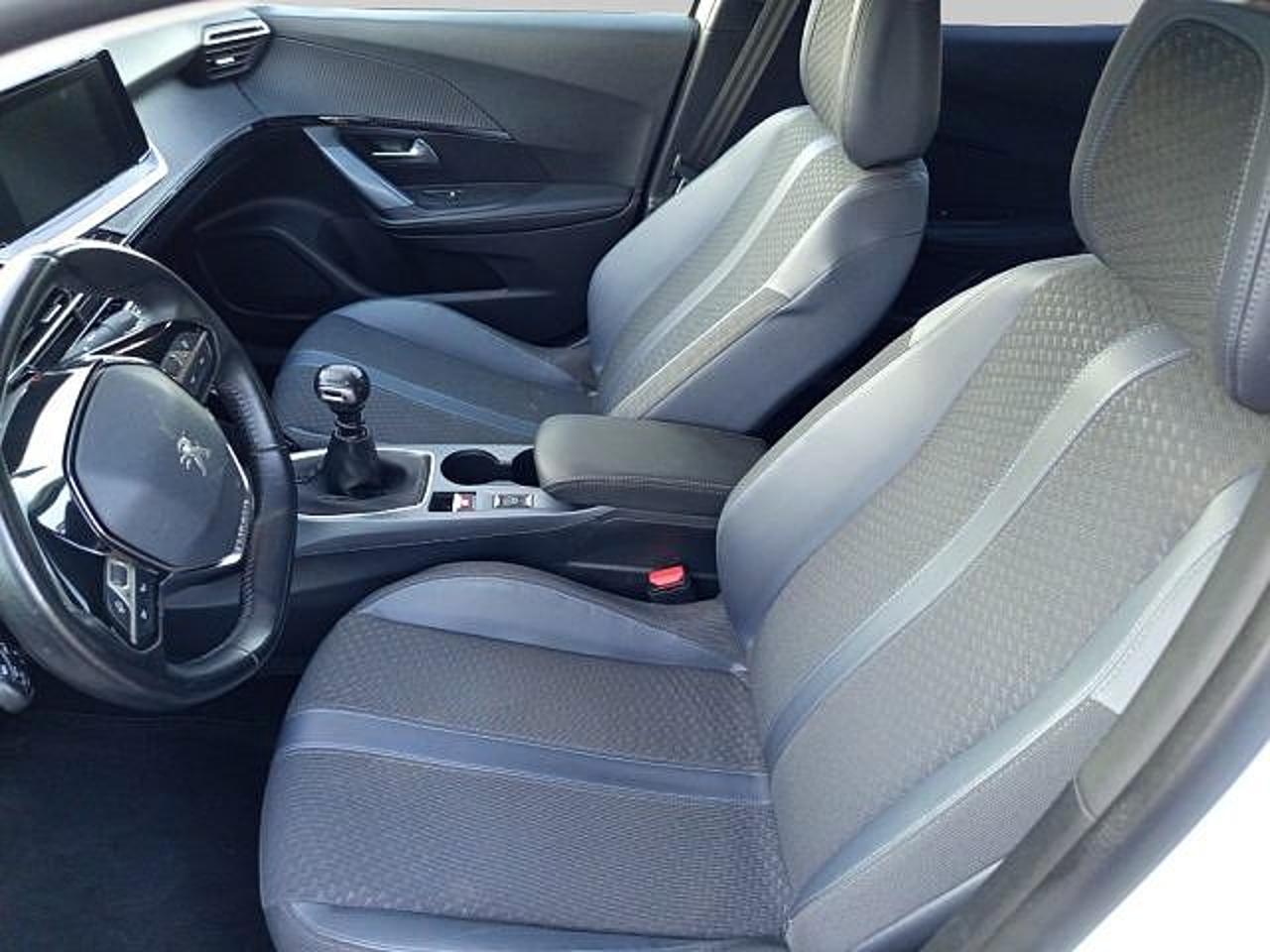Peugeot Peugeot 2008 usata, con chiusura centralizzata