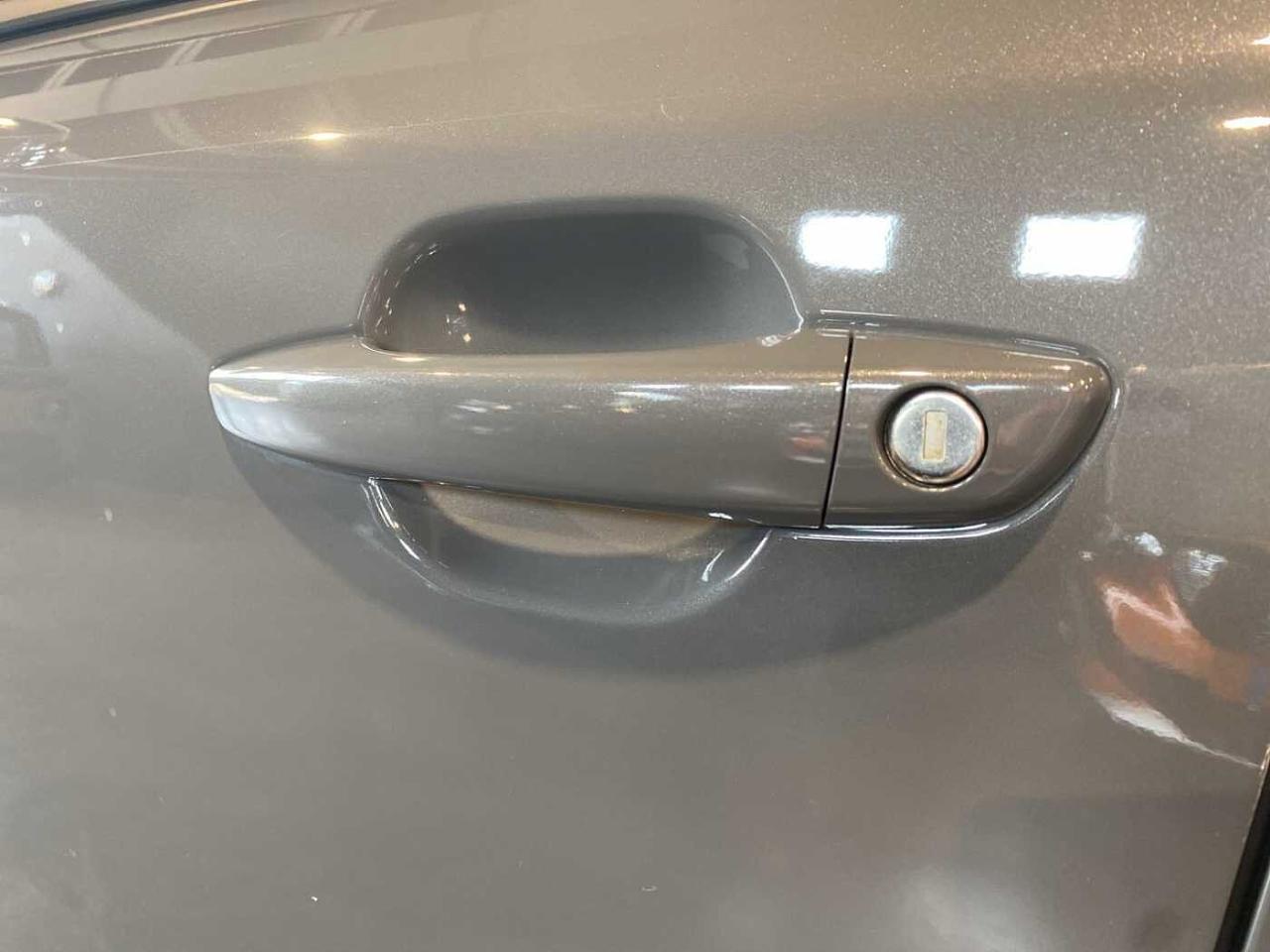 Peugeot Peugeot 2008 usata, con 4x Airbag (fontali + laterali)