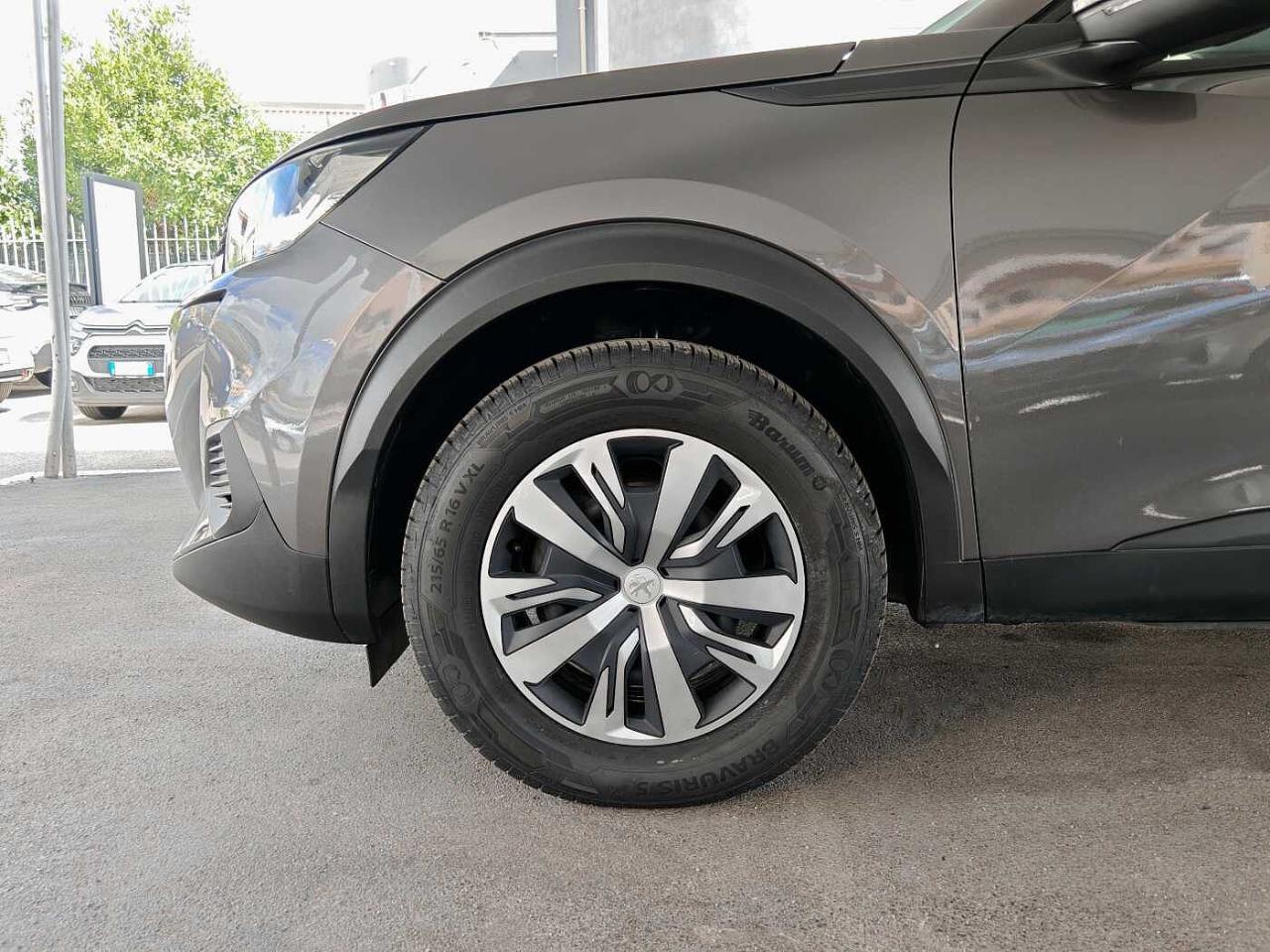 Peugeot Peugeot 2008 usata, con cerchi in lamiera 16" nolita