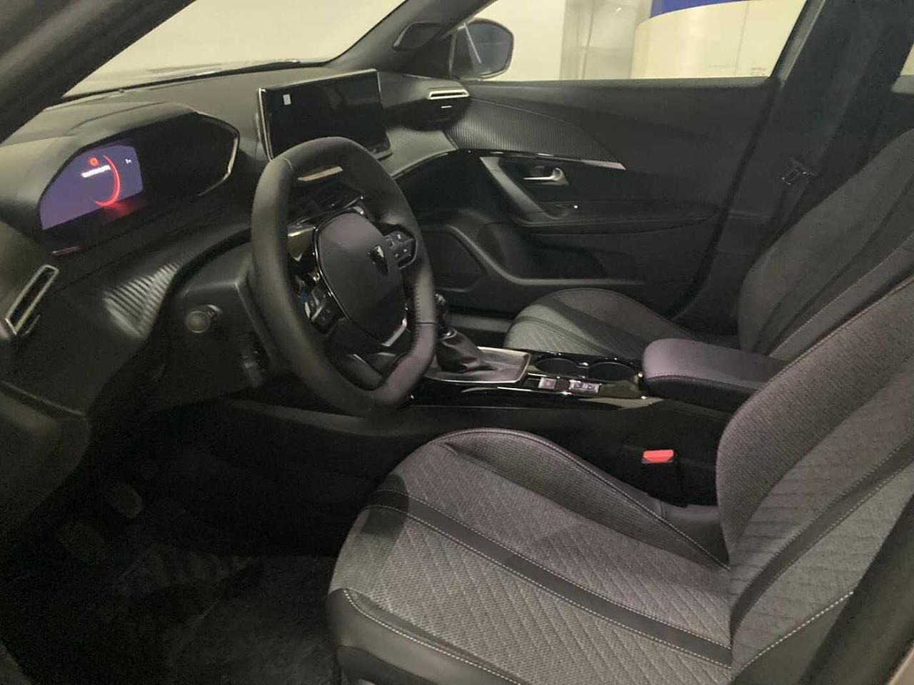 Peugeot Peugeot 2008 usata, con 5 porte
