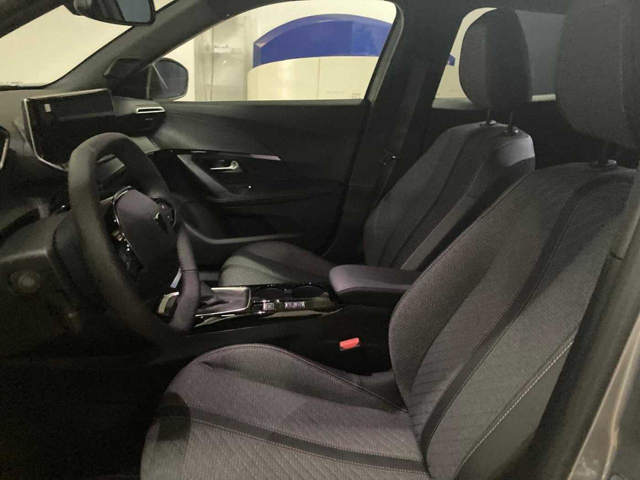 Peugeot Peugeot 2008 usata, con 5 sedili
