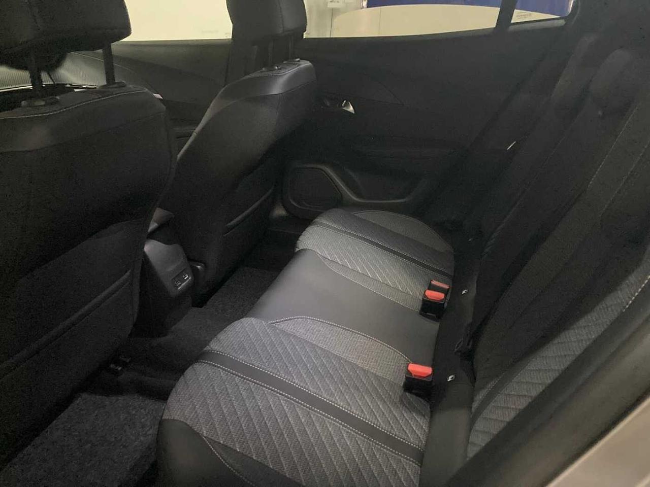 Peugeot Peugeot 2008 usata, con 6 airbags (frontali, laterali, a tendina)