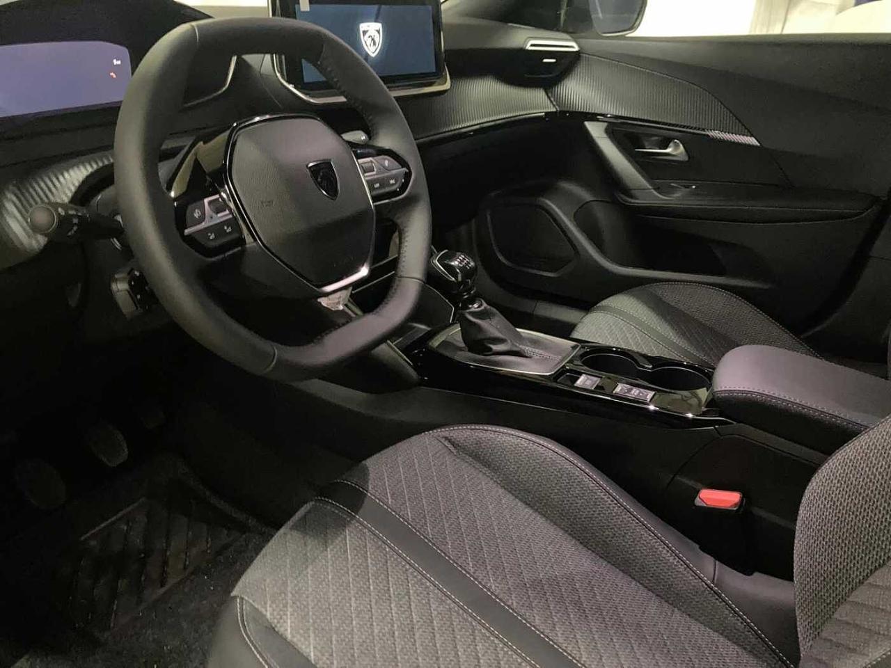 Peugeot Peugeot 2008 usata, con 6 marce