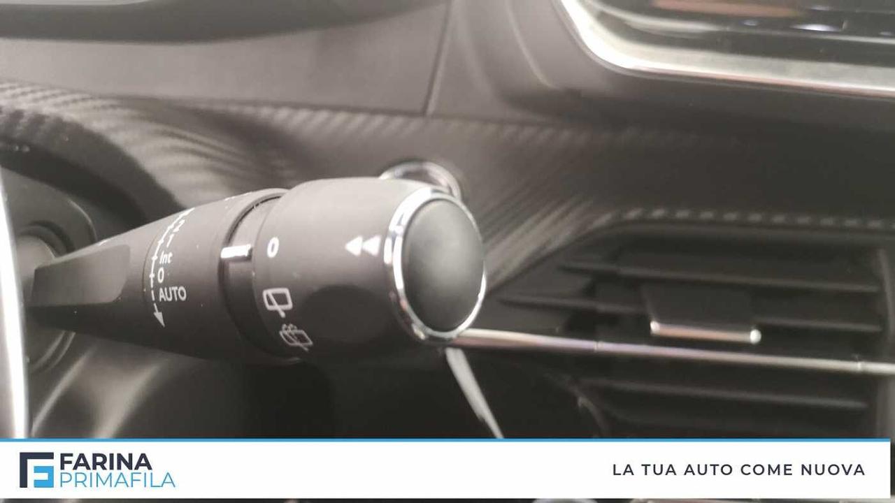 Peugeot Peugeot 2008 usata, con high beam assist