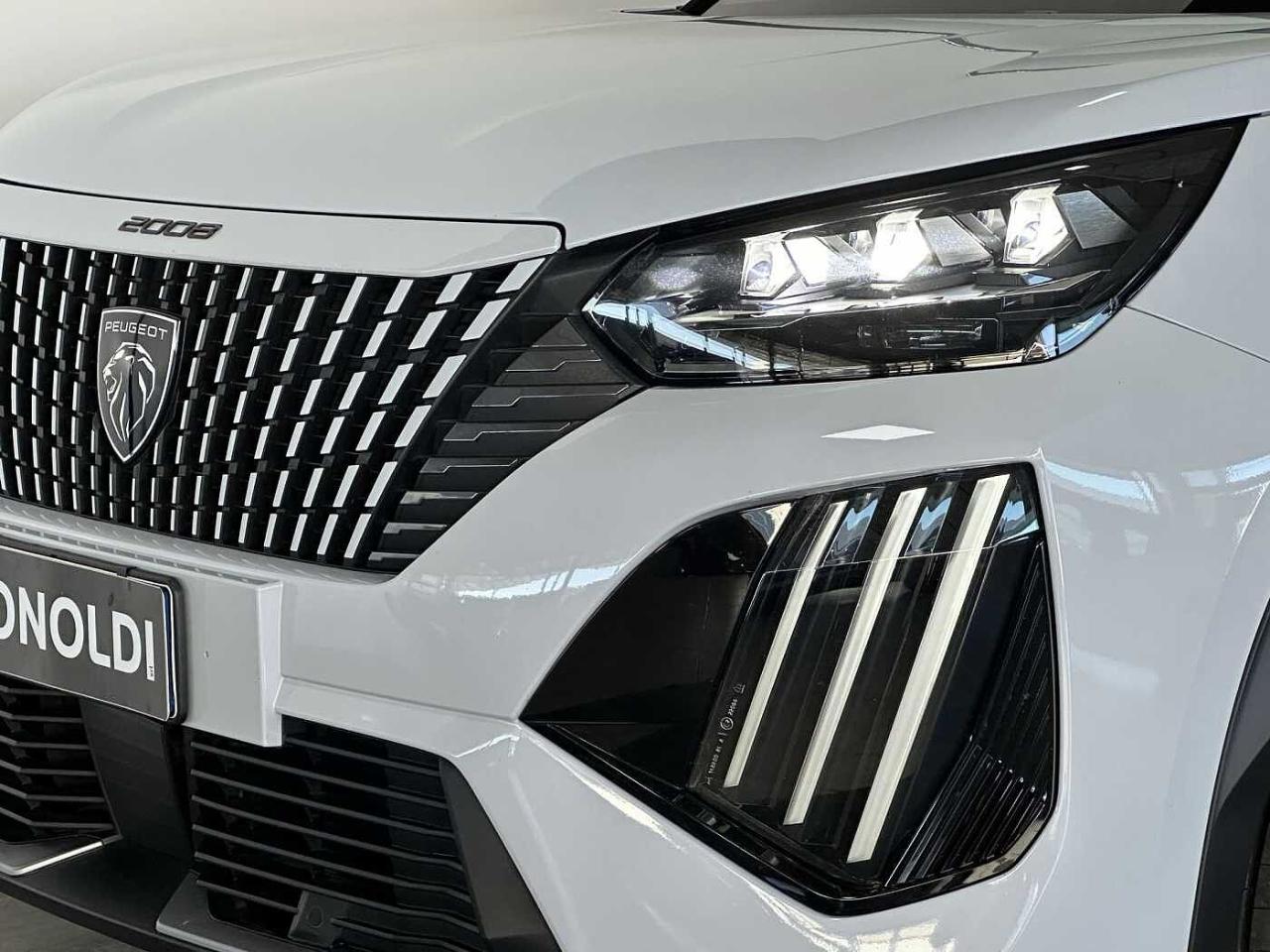 Peugeot Peugeot 2008 usata 11