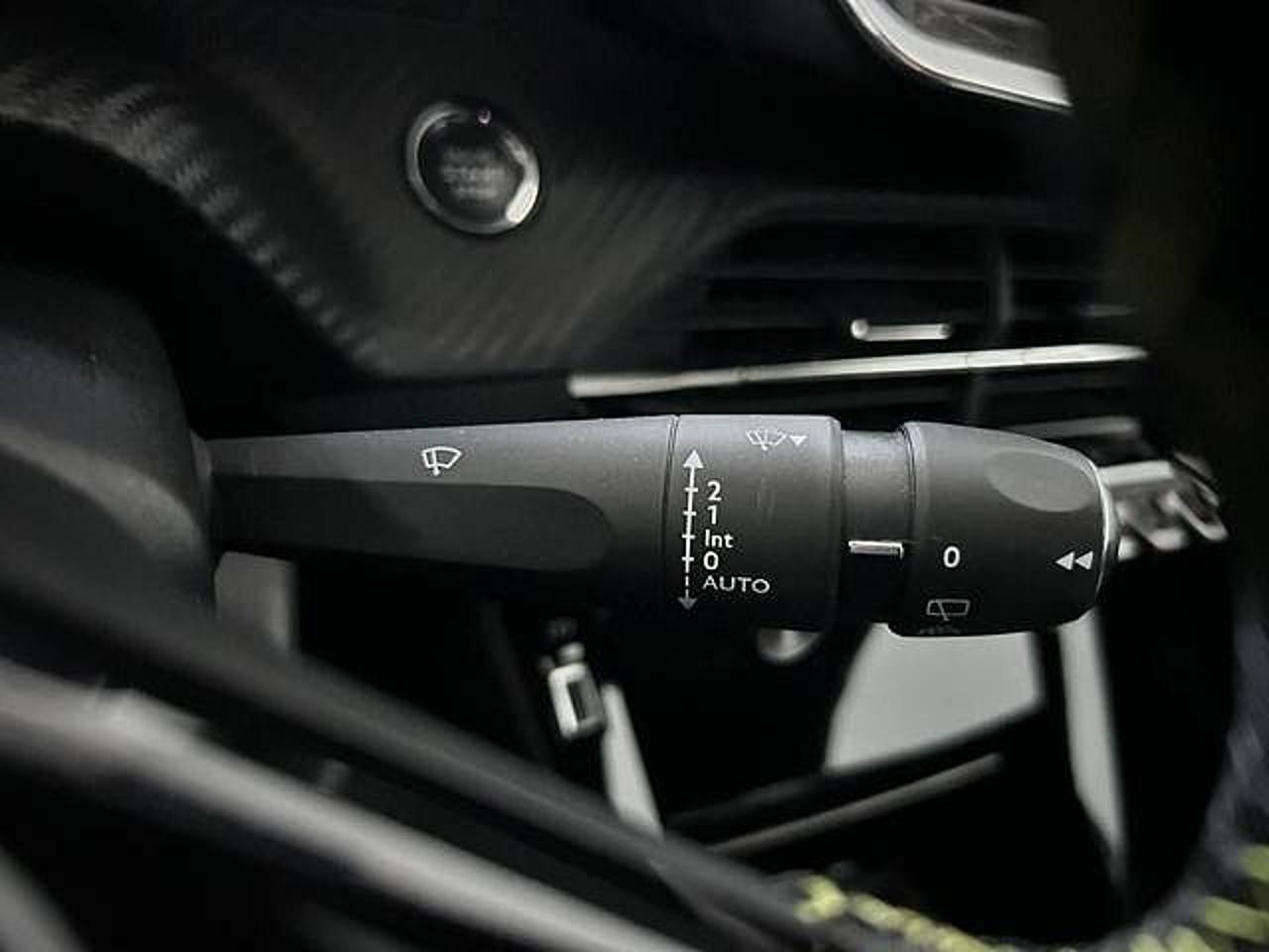 Peugeot Peugeot 2008 usata, con Isofix