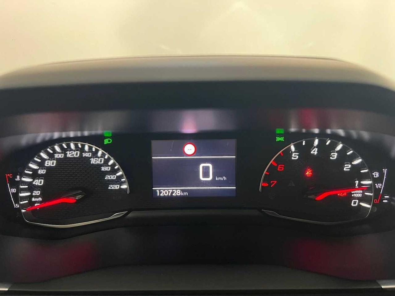 Peugeot Peugeot 2008 usata 16