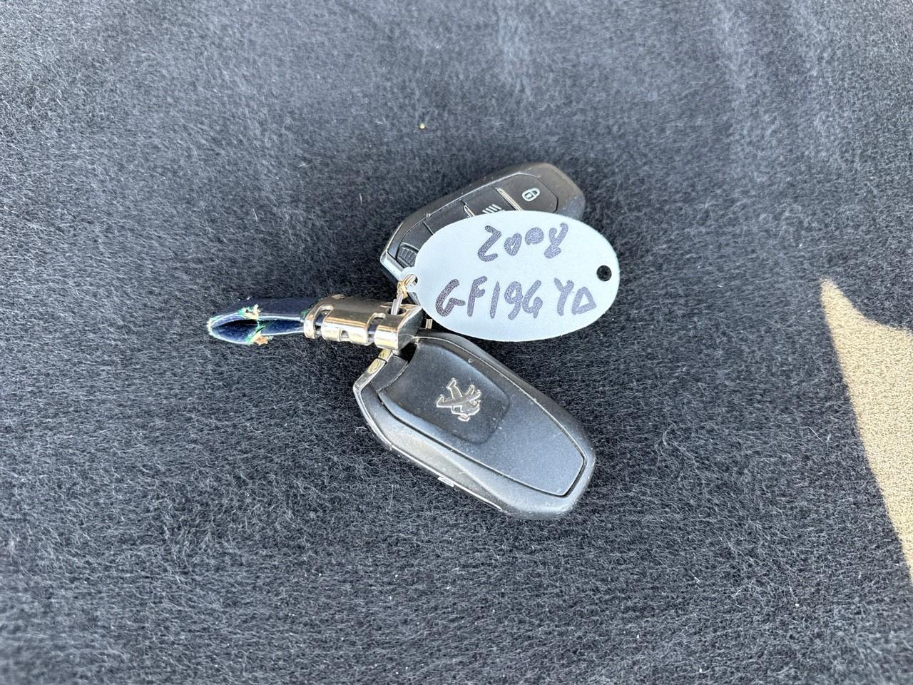 Peugeot Peugeot 2008 usata, con 6 altoparlanti