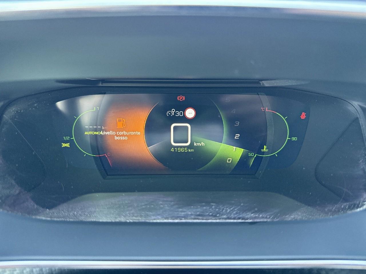 Peugeot Peugeot 2008 usata, con airbag anteriore conducente, airbag anteriore passeggero con interrutore di disattivazione