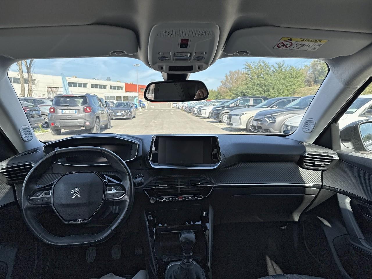 Peugeot Peugeot 2008 usata, con climatizzatore a controllo automatico