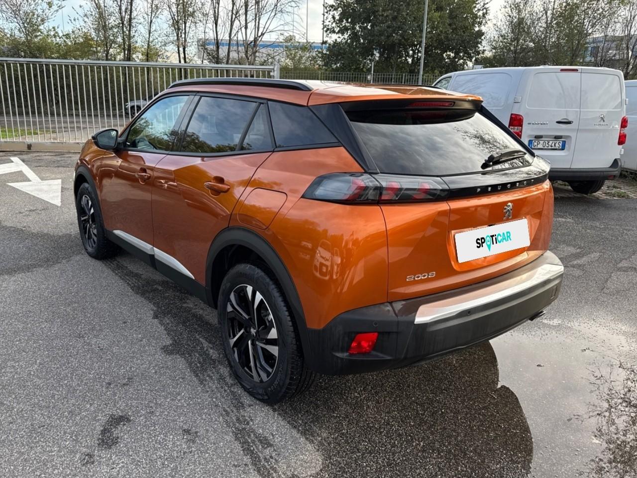 Peugeot Peugeot 2008 usata, con cinture sicurezza post. conducente con pretensionatori, cinture sicurezza post. passeggero con pretensionatori, cinture sicurezza post. centrale a 3 punti