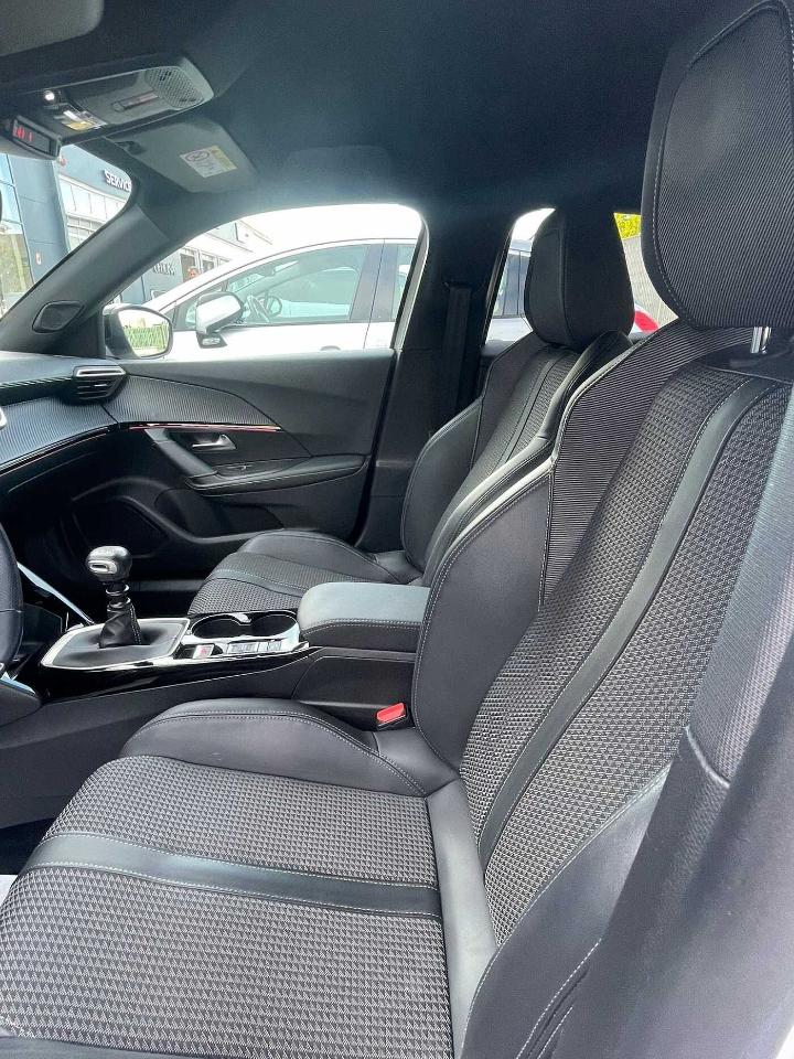 Peugeot Peugeot 2008 usata, con assistente di corsia