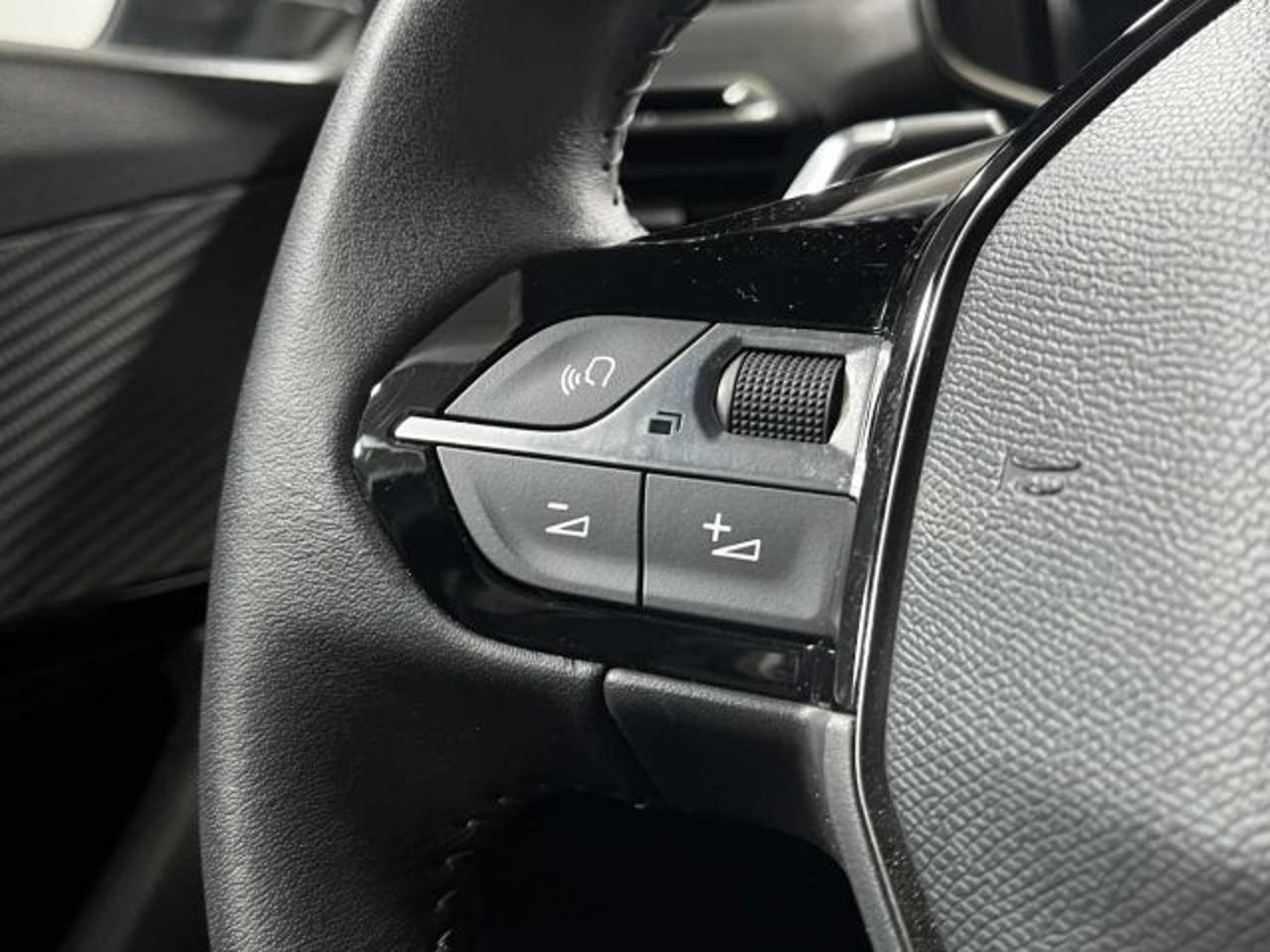 Peugeot Peugeot 2008 usata 17